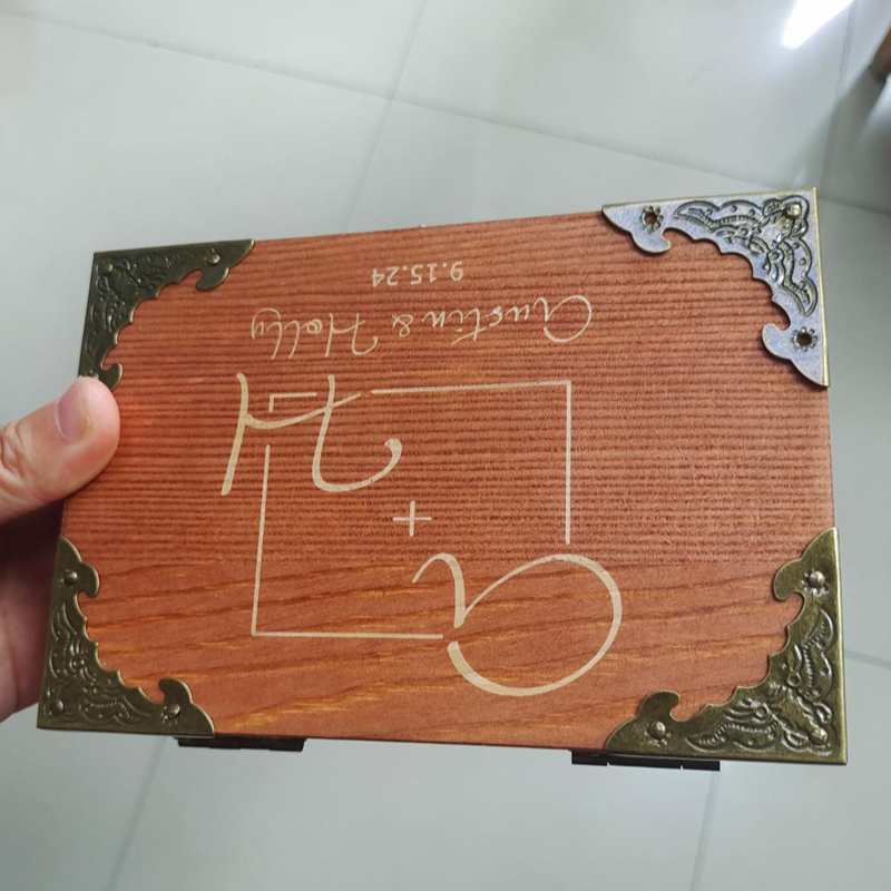 木质首饰盒激光刻图案